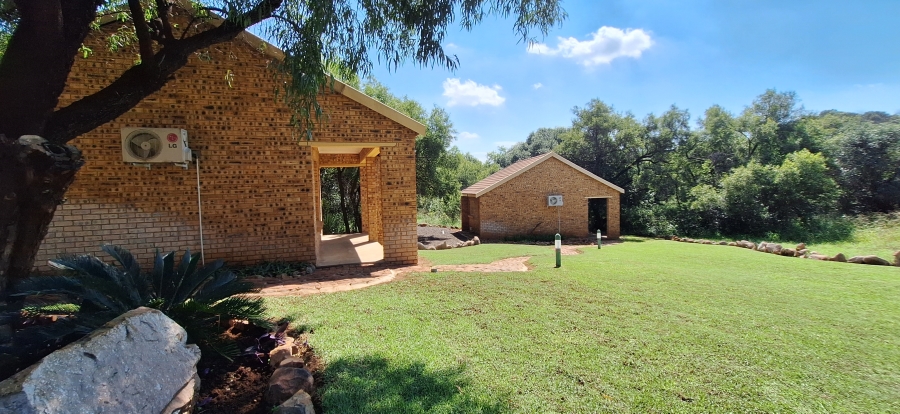 8 Bedroom Property for Sale in Swartruggens North West